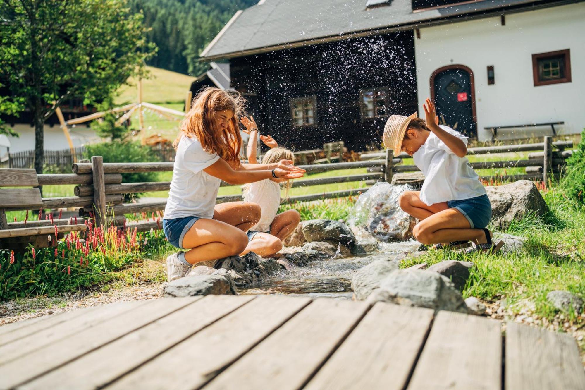 Slow Travel Resort Kirchleitn Bad Kleinkirchheim Dış mekan fotoğraf